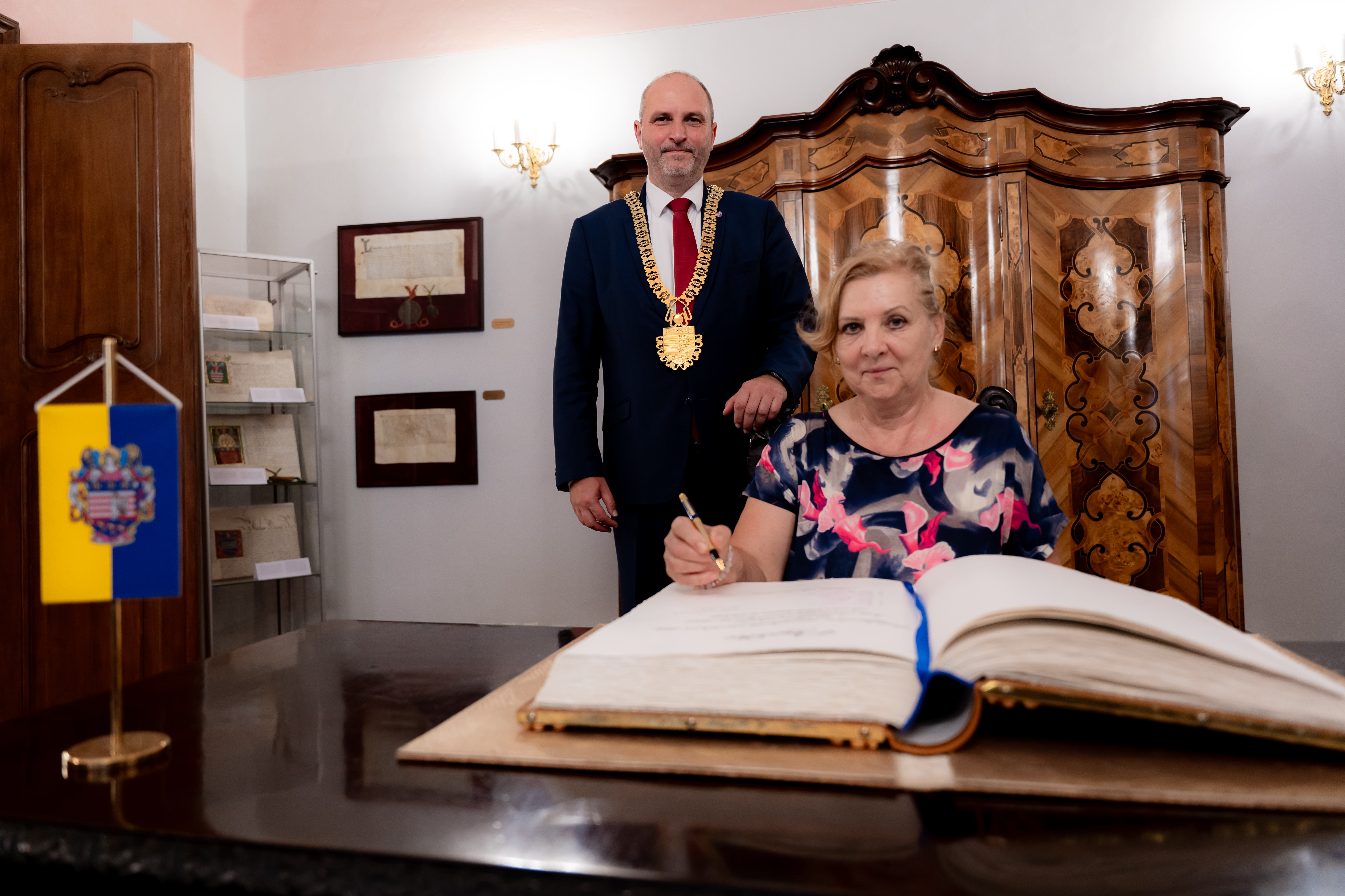 Rozlucka so zamestnancami skol odchadzajucimi do dochodku-93